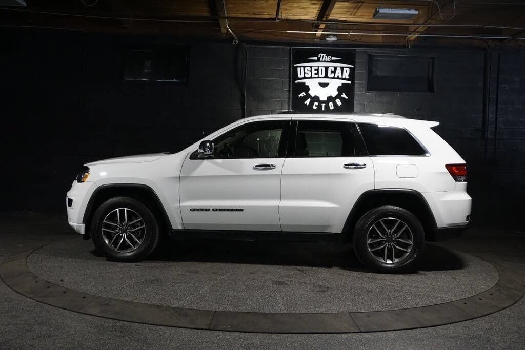 Used 2021 Jeep Grand Cherokee Limited AWD/4WD image 4