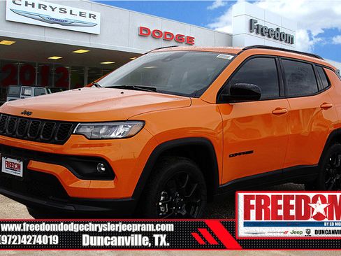 New 2026 Jeep Compass Latitude image 1