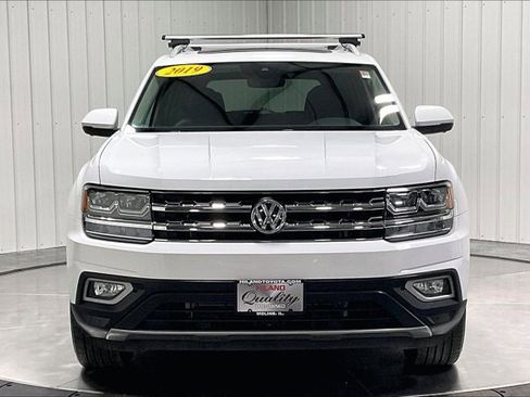 Used 2019 Volkswagen Atlas SEL Premium image 2