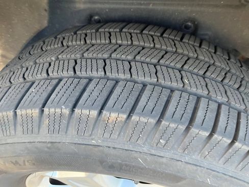 Used 2019 Jeep Wrangler Sport AWD/4WD image 5