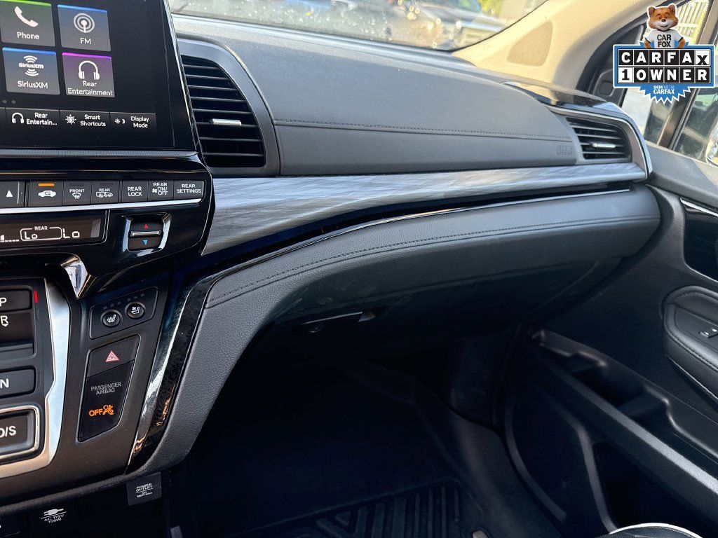 Used 2025 Honda Odyssey Elite image 13