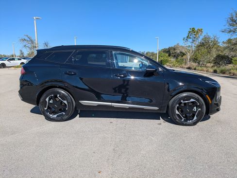 Certified 2026 Kia Sportage SX image 4