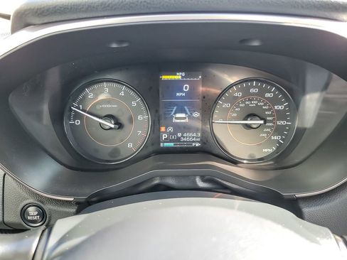 Used 2021 Subaru Crosstrek 2.0i Premium w/ Moonroof Package image 12