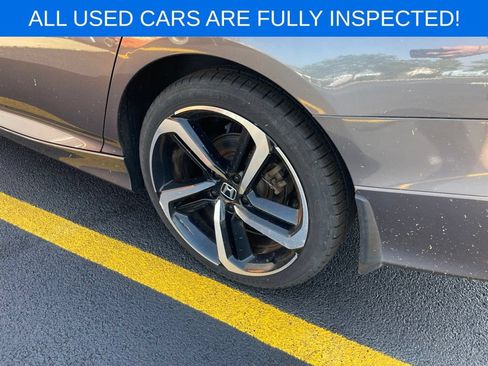 Used 2018 Honda Accord Sport image 4