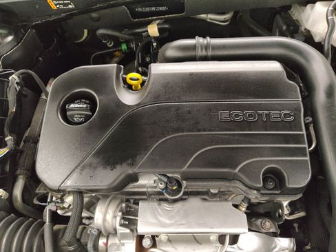 Used 2024 Chevrolet Malibu LS w/ Driver Confidence Package FWD image 30