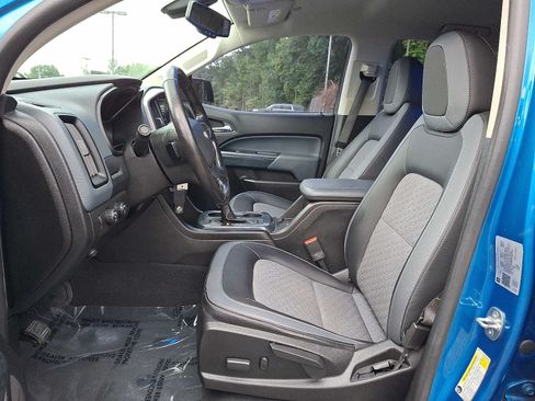 Used 2021 Chevrolet Colorado Z71 AWD/4WD image 14