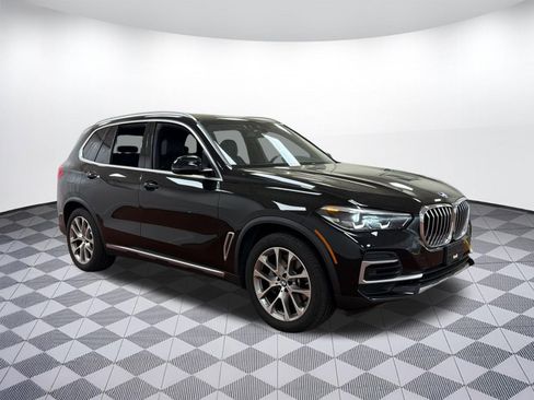 Used 2022 BMW X5 xDrive40i w/ Premium Package image 7