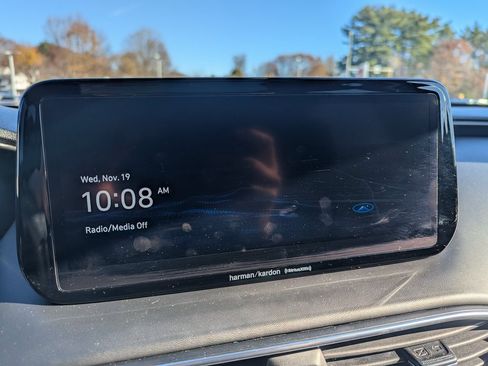 Used 2022 Hyundai Santa Fe Limited image 22