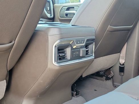 Used 2019 GMC Sierra 1500 Denali w/ Denali Ultimate Package AWD/4WD image 13