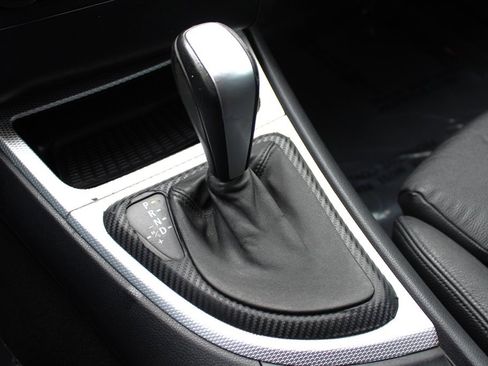 Used 2010 BMW 135i Coupe image 21