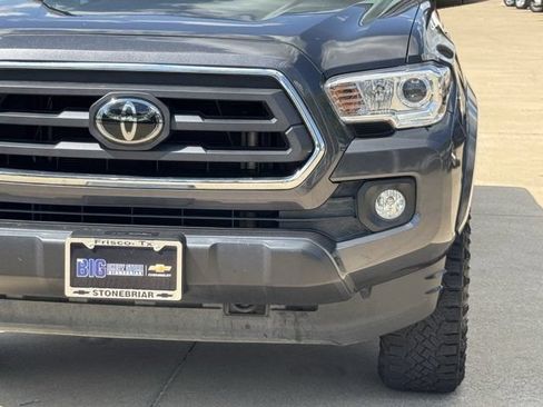 Used 2023 Toyota Tacoma SR5 RWD image 10