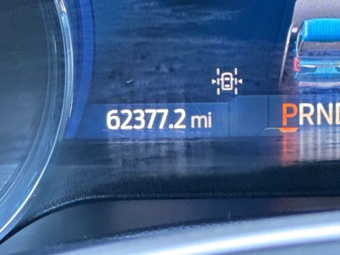 Used 2023 Ford Expedition Limited image 16