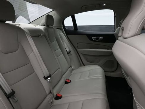 Used 2023 Volvo S60 B5 Ultimate w/ Protection Package Premier FWD image 31