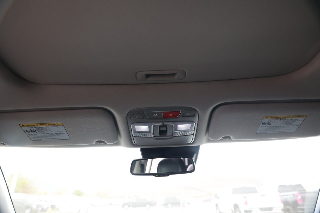 Used 2025 Kia Telluride EX w/ EX Captain's Chair Package FWD image 34
