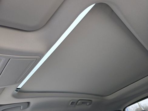 New 2026 Ford Escape SE w/ Class II Trailer Tow Package image 19