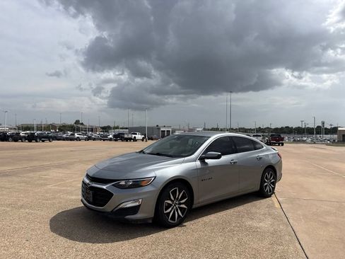 Used 2024 Chevrolet Malibu RS FWD image 9