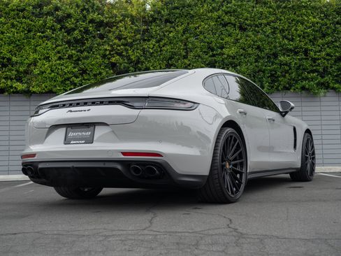 Used 2023 Porsche Panamera 4 Platinum Edition w/ Assistance Package image 28