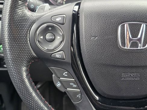 Certified 2021 Honda Ridgeline Black Edition image 17