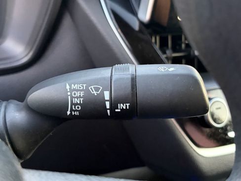Used 2021 Toyota Corolla LE w/ Carpet Mat Package (TMS) FWD image 13
