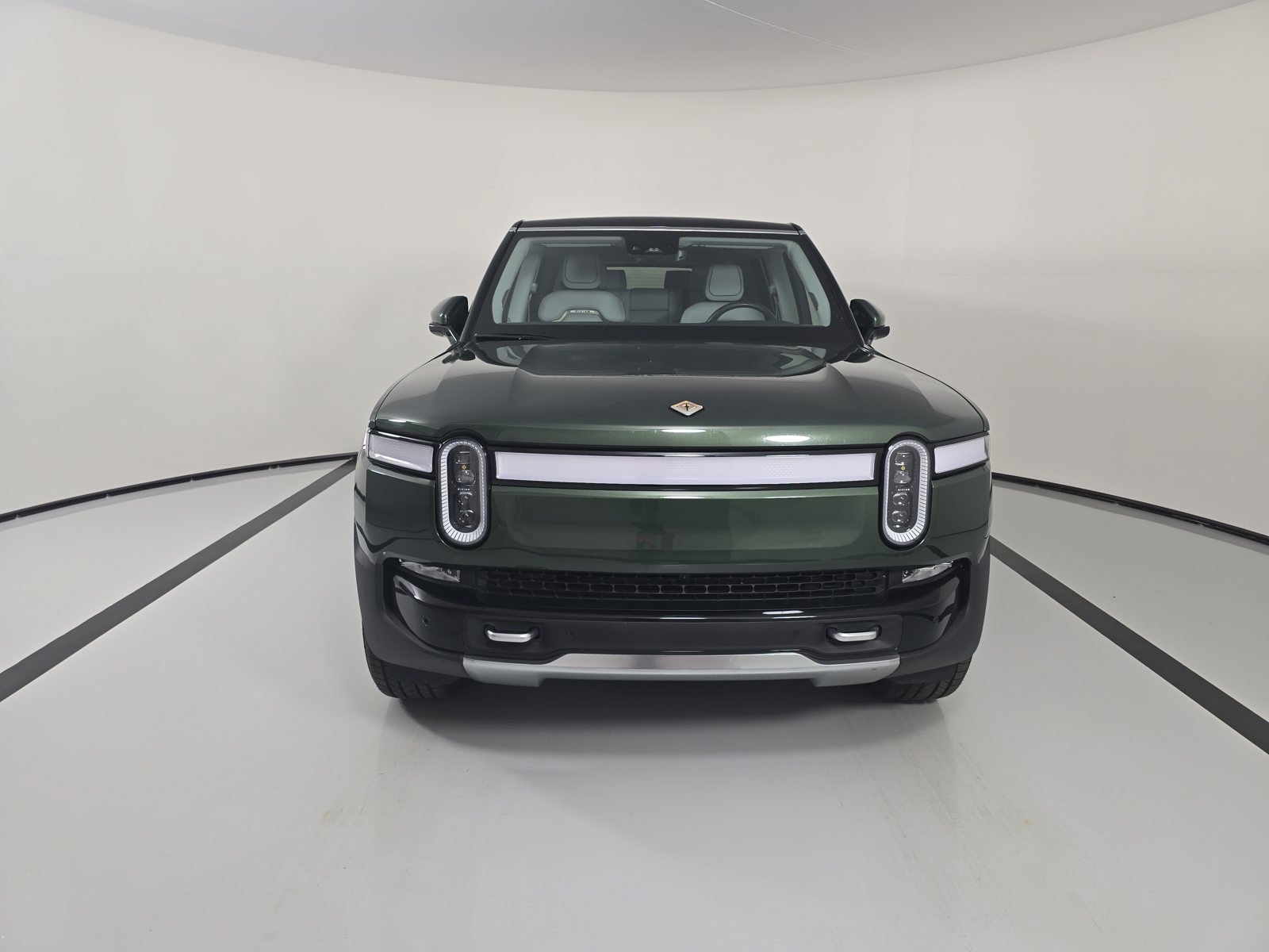 Used 2023 Rivian R1S Adventure Quad AWD/4WD image 8