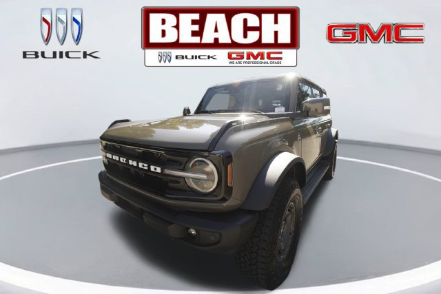 Used 2025 Ford Bronco Outer Banks w/ Sasquatch Package AWD/4WD image 7