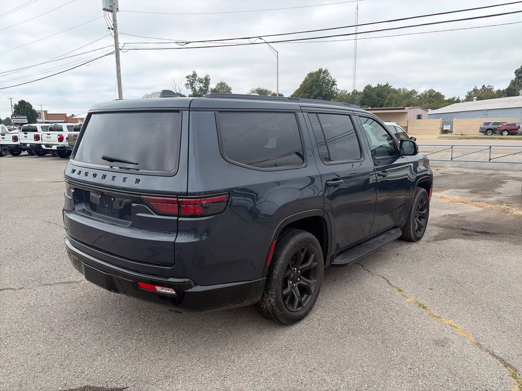 Used 2023 Jeep Wagoneer Series II AWD/4WD image 6