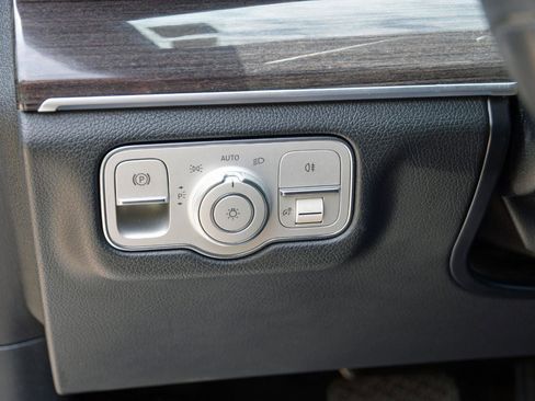 Used 2020 Mercedes-Benz GLE 350 image 9