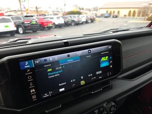 Used 2024 Jeep Wrangler Unlimited Rubicon image 22