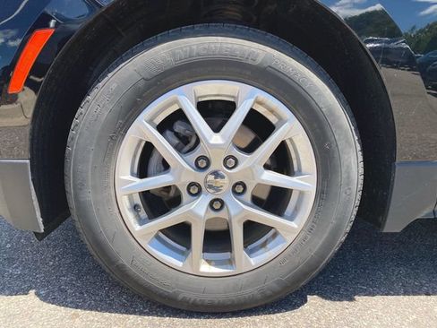 Used 2024 Chevrolet Equinox LS w/ LPO, Floor Liner Package FWD image 5