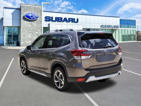 Used 2024 Subaru Forester Touring w/ POP Package 3 AWD/4WD image 4