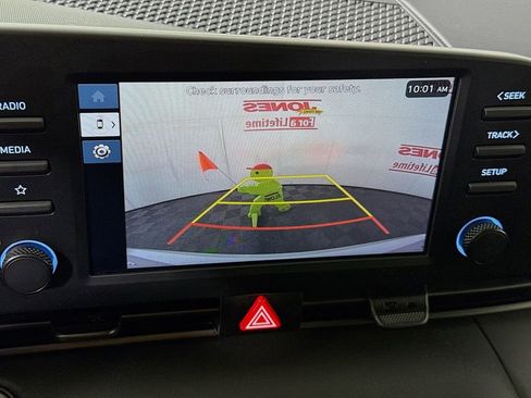 Certified 2025 Hyundai Elantra Sport FWD image 5