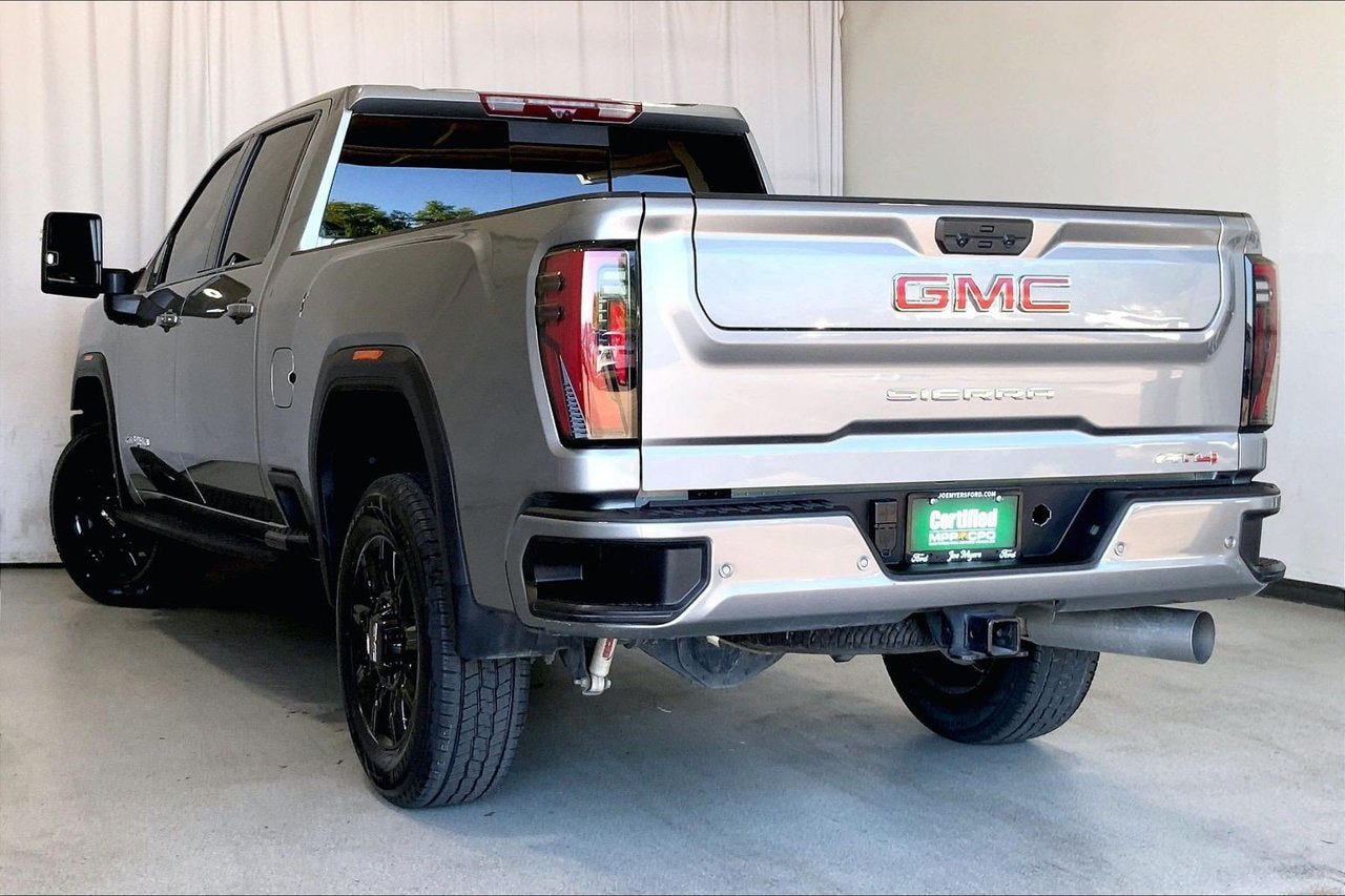 Used 2024 GMC Sierra 2500 AT4 w/ AT4 Premium Plus Package AWD/4WD image 10