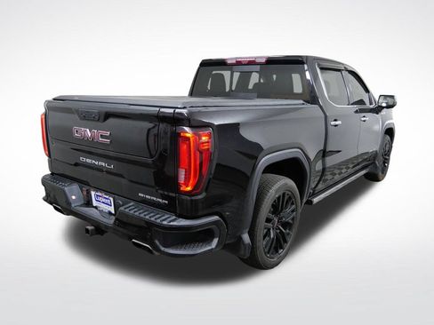 Used 2021 GMC Sierra 1500 Denali w/ Denali Carbonpro Edition AWD/4WD image 3