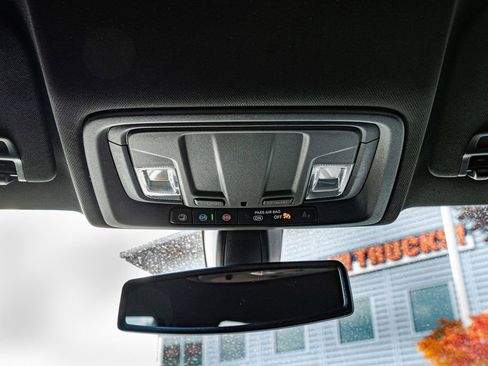 Used 2021 GMC Sierra 1500 AT4 image 16