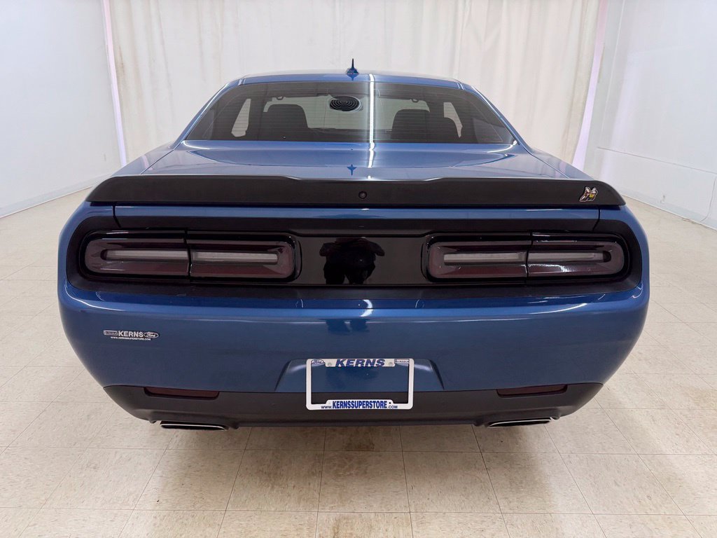Used 2021 Dodge Challenger R/T Scat Pack RWD image 4