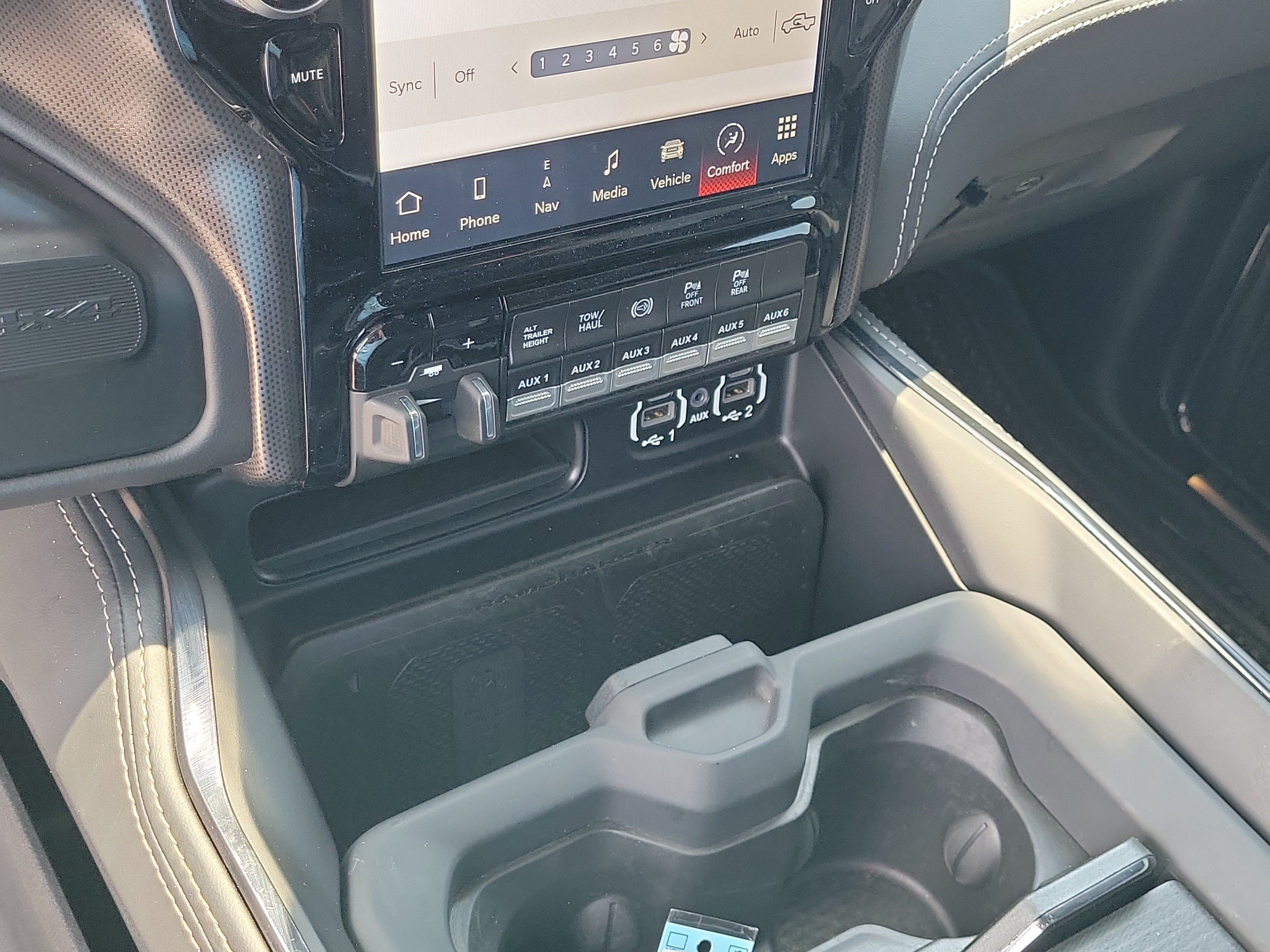 Used 2023 RAM 3500 Limited AWD/4WD image 27