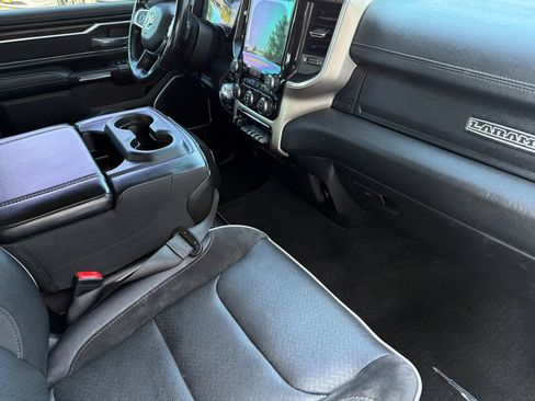 Used 2020 RAM 1500 Laramie AWD/4WD image 15
