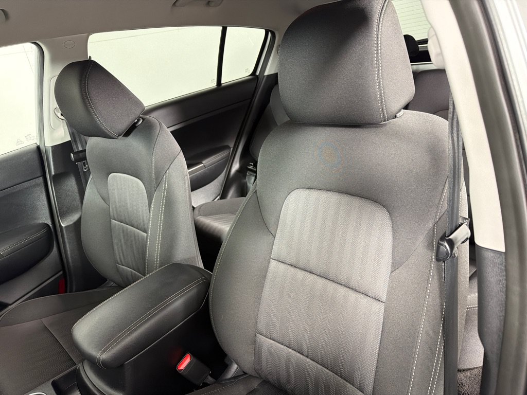 Used 2022 Kia Sportage LX FWD image 13