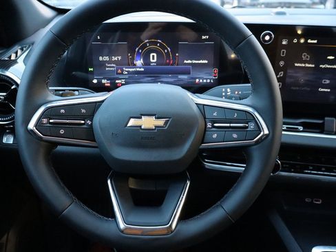 New 2026 Chevrolet Equinox LT w/ Convenience Package II image 6