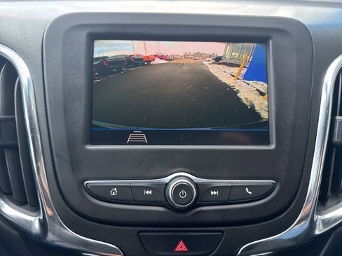 Used 2021 Chevrolet Equinox LT image 24