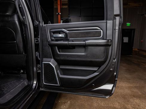 Used 2024 RAM 3500 Laramie w/ Night Edition image 37