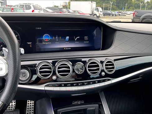 Certified 2019 Mercedes-Benz S 63 AMG S 4MATIC Sedan image 31