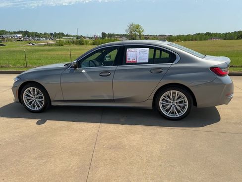 Used 2024 BMW 330i xDrive Sedan w/ Convenience Package image 5