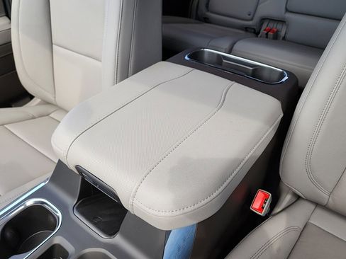 New 2026 GMC Sierra 1500 SLT w/ SLT Premium Plus Package image 32