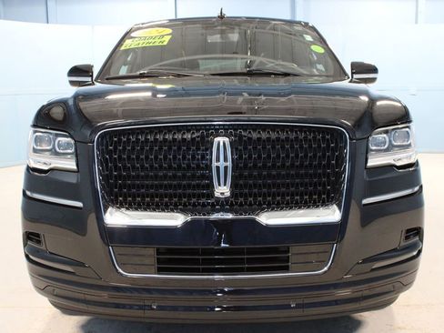 Used 2024 Lincoln Navigator L Reserve image 33