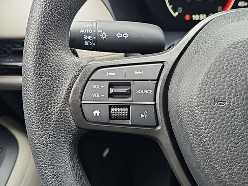 Used 2025 Honda HR-V LX image 20