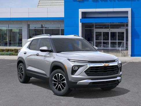 New 2026 Chevrolet TrailBlazer LT w/ Driver Confidence Package image 7