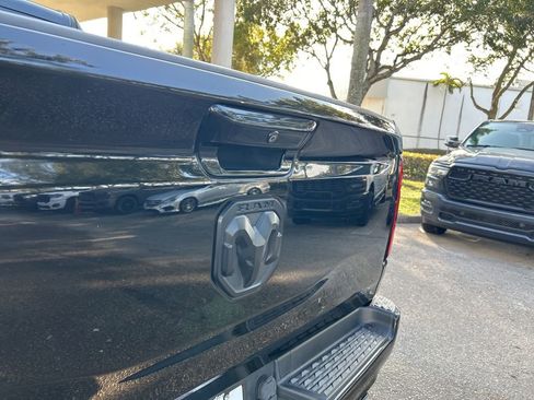 Used 2019 RAM 1500 Laramie image 19