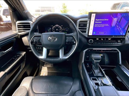Used 2022 Toyota Tundra Platinum AWD/4WD image 5