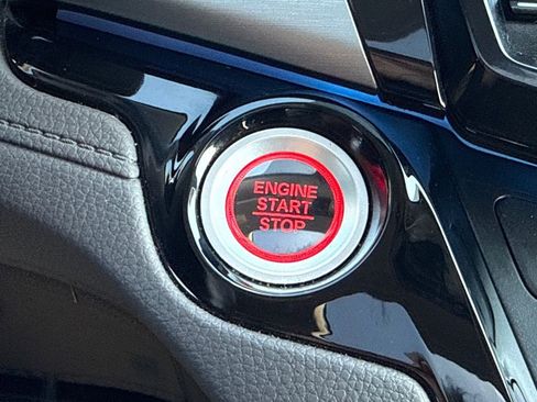 Certified 2019 Honda Odyssey Elite image 31